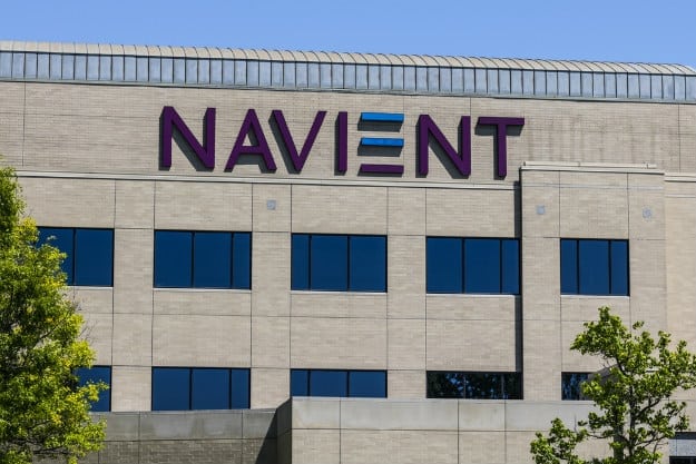 Largest Student Loan Company Under Fire | Navient Corp. Student Loan Company Under Lawsuit For Alleged Student Loans Abuse